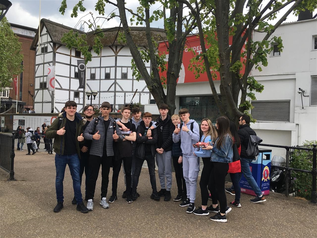 Globe Theatre Visit Brings History To Life For Year 11