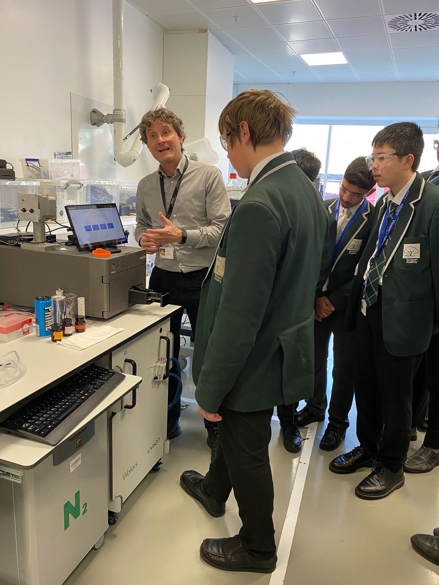 Year 10 Scientists Get Hands-On STEM Experience